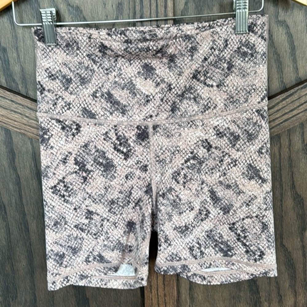 Nwot Gap Fit Eclipse Python Soft Fabric Athletic … - image 1